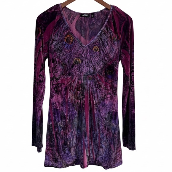 Apt. 9 Tops - Whimsigoth Apt 9 Purple Velvet Peacock V-Neck Top Tunic M EUC